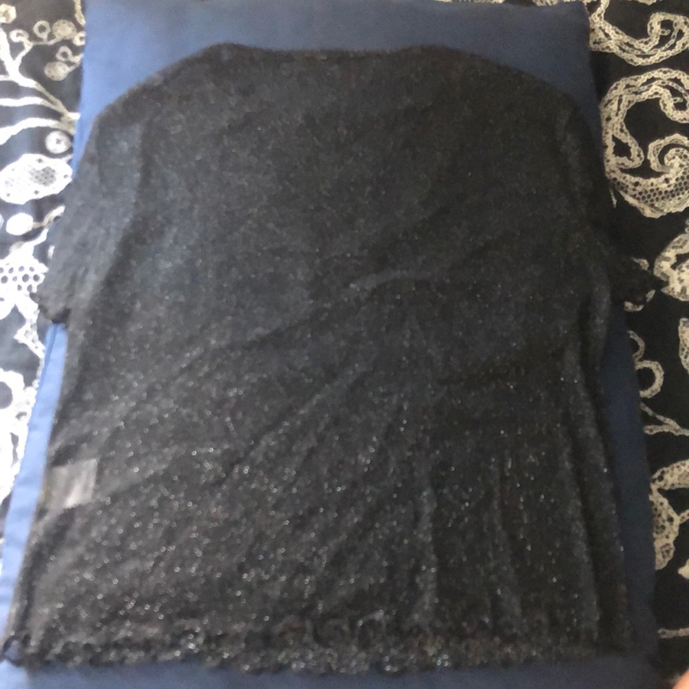 Top - Picture 2 of 2